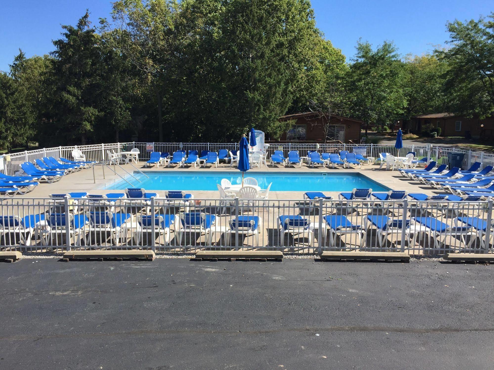 Island Club Rentals Put-in-Bay Exterior photo