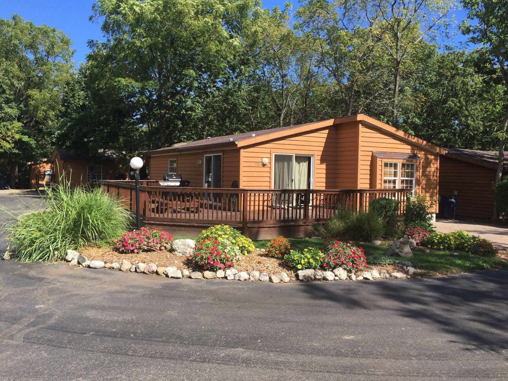 Island Club Rentals Put-in-Bay Exterior photo